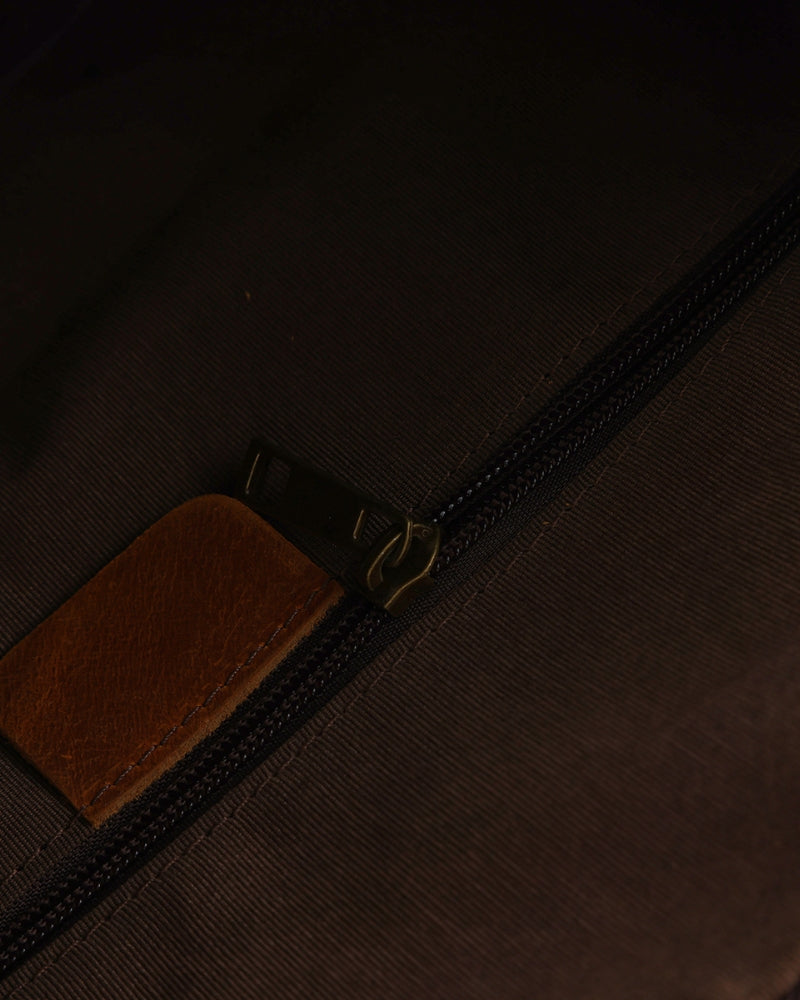 Montague Leather Duffle - Choose By Portugal