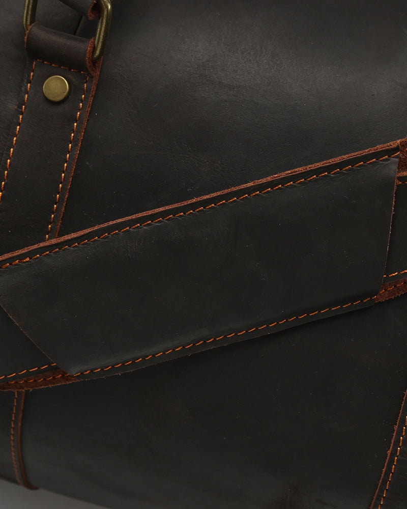 Montague Leather Duffle - Choose By Portugal