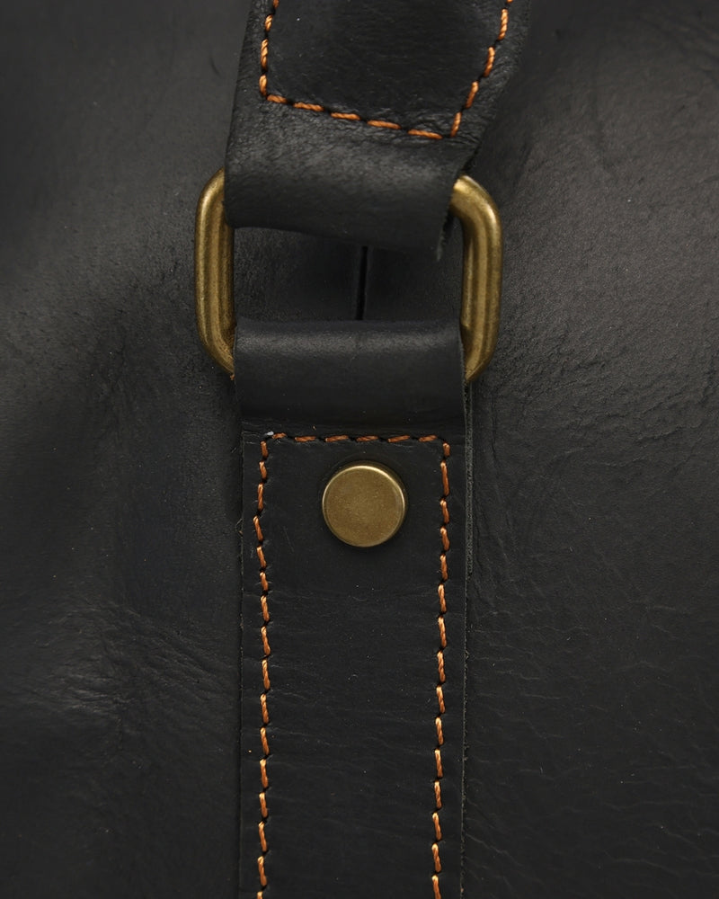 Montague Leather Duffle - Choose By Portugal